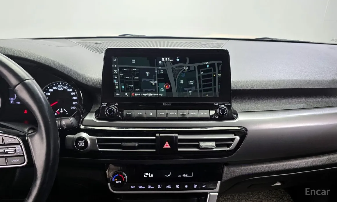 Фото 14 - Kia Seltos