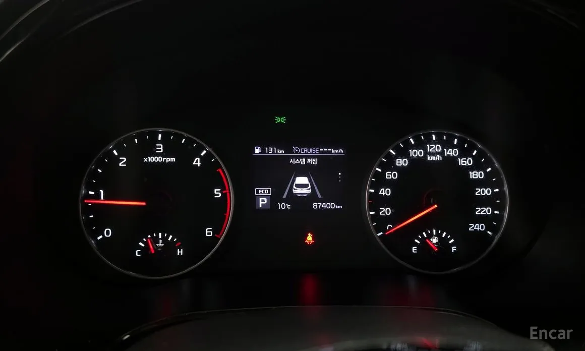 Фото 8 - Kia Seltos