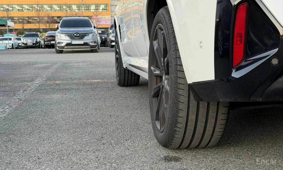 Фото 19 - BMW X4