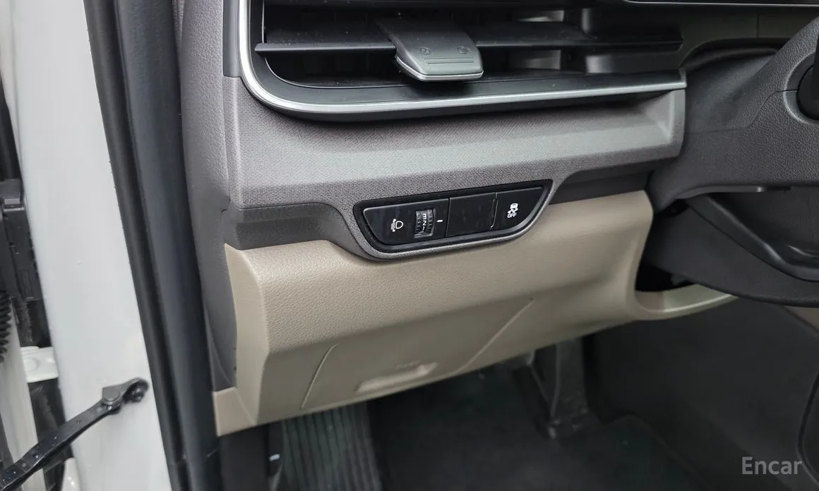 Фото 14 - Kia Carnival