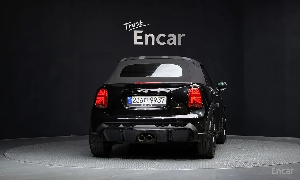 Фото 4 - Mini Cooper Convertible