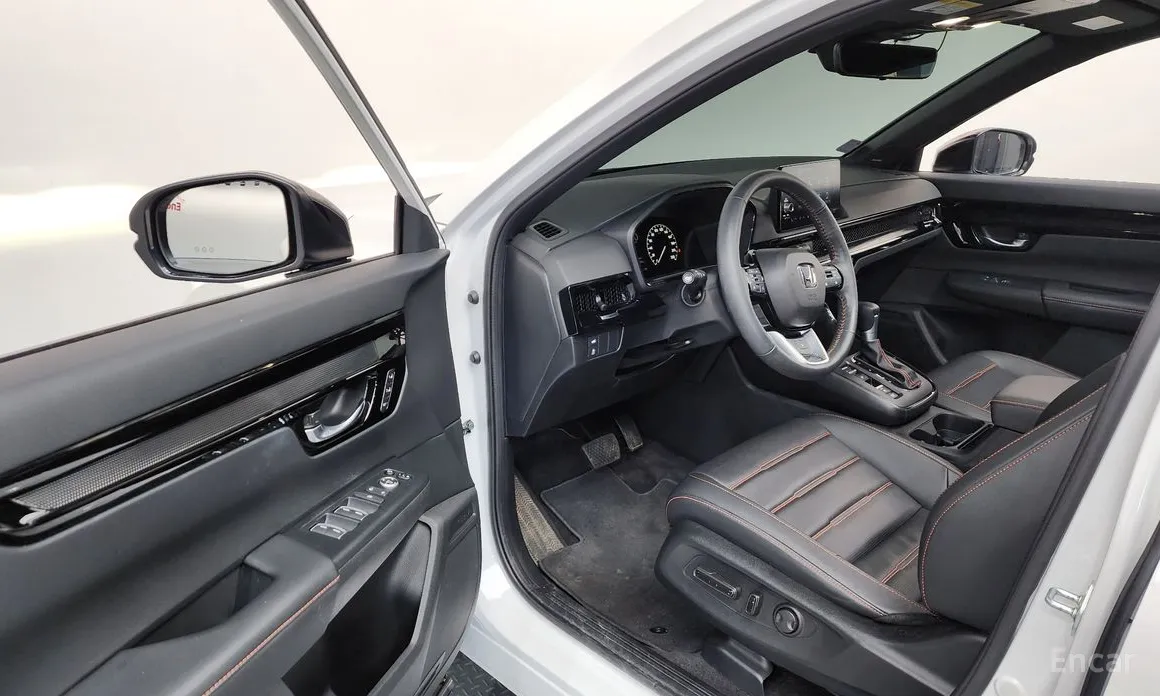 Фото 10 - Honda CR-V