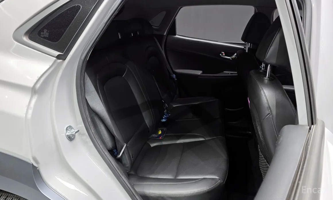 Фото 12 - Hyundai Kona