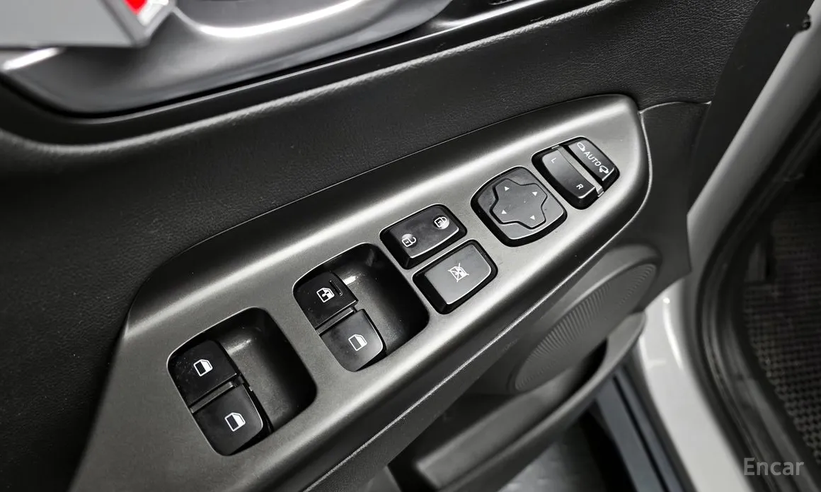 Фото 14 - Hyundai Kona