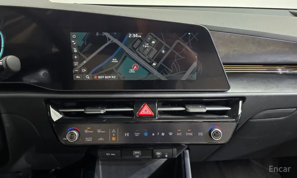 Фото 14 - Kia Niro