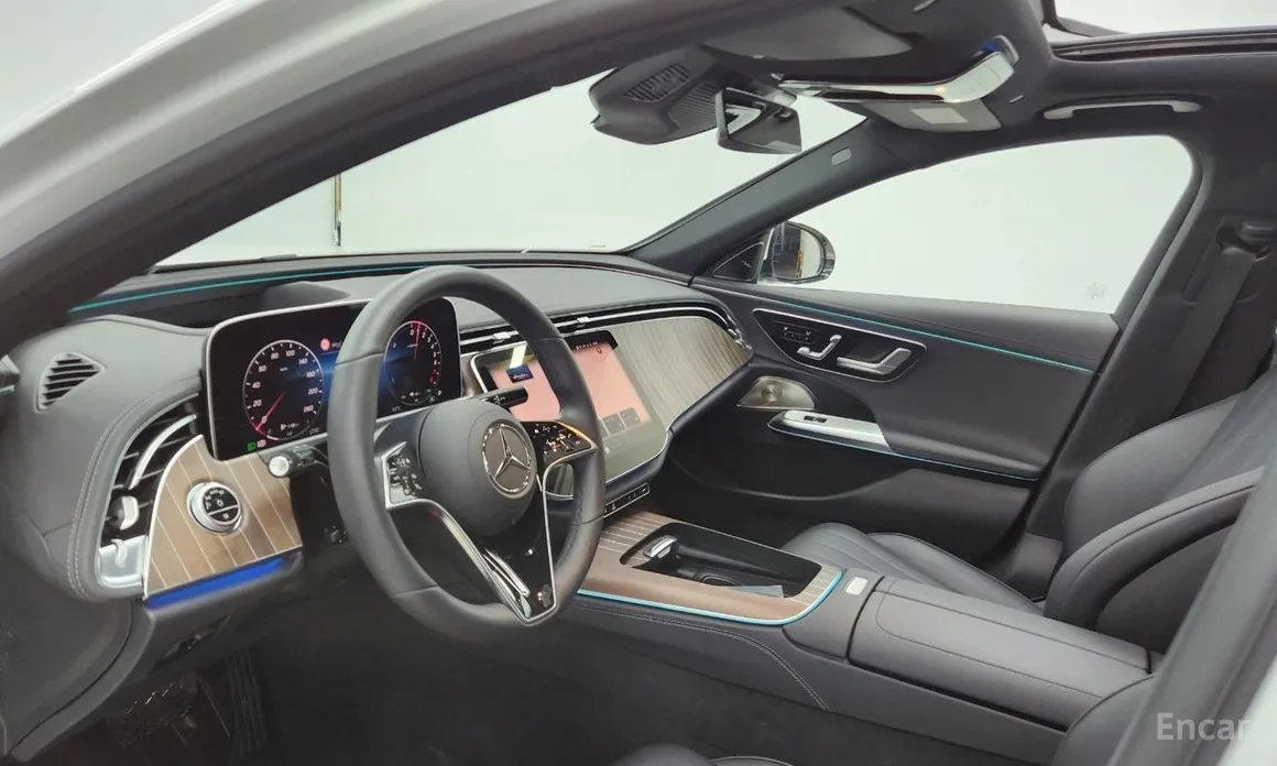 Фото 9 - Mercedes-Benz E-Class