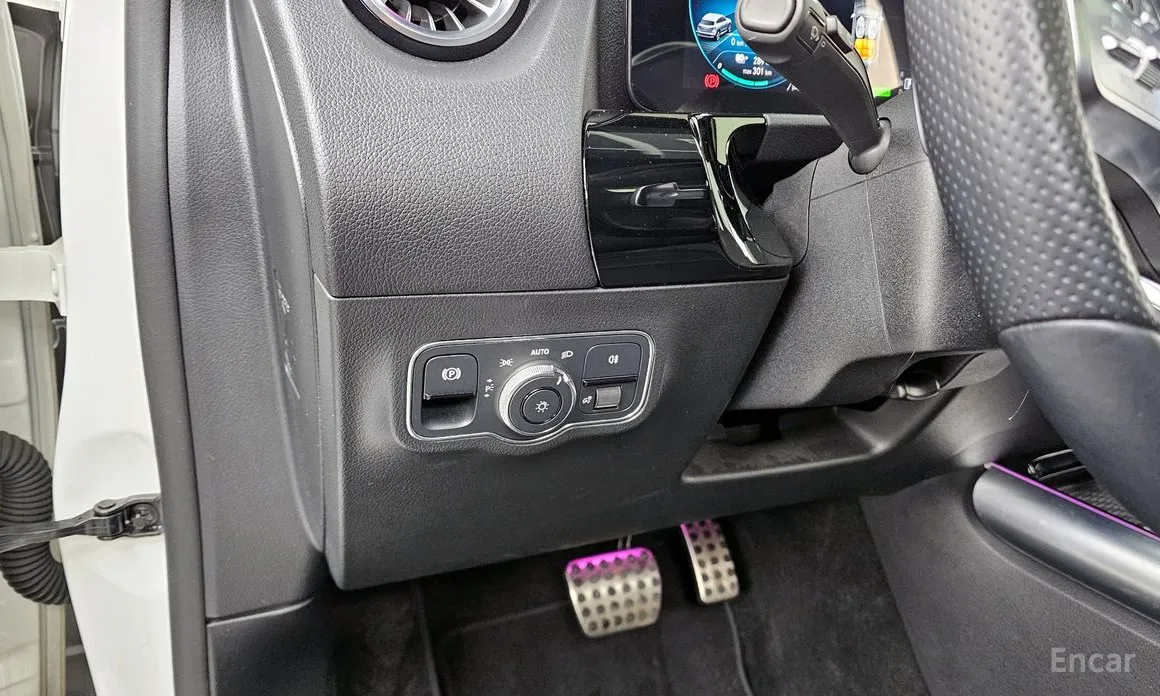 Фото 16 - Mercedes-Benz EQA