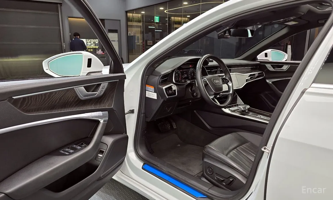 Фото 11 - Audi A6