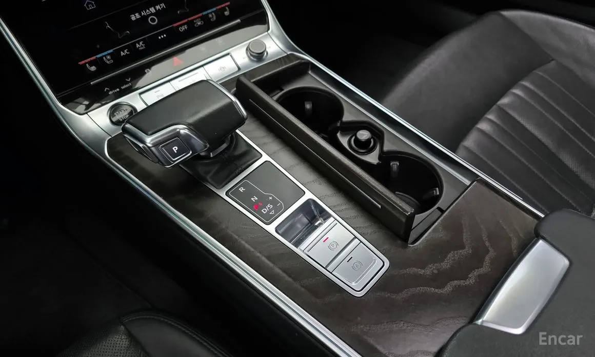 Фото 9 - Audi A6