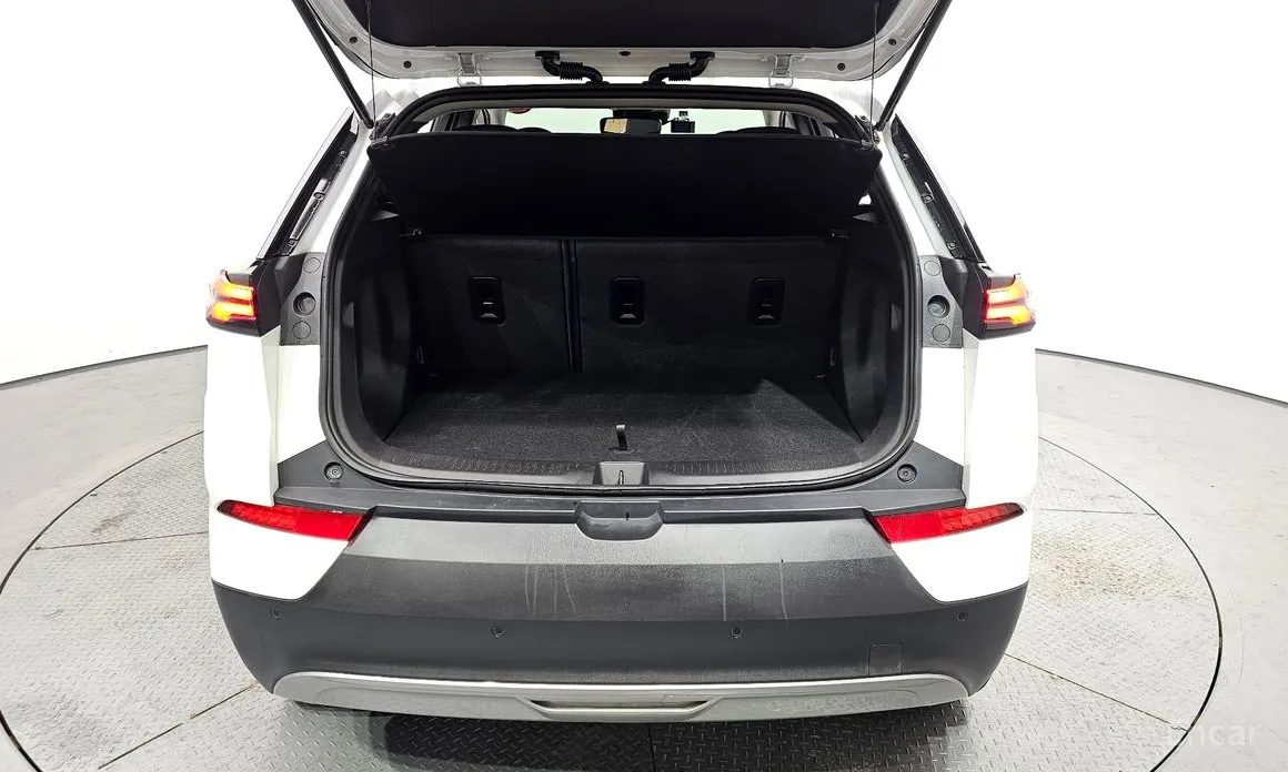 Фото 20 - Chevrolet Bolt EUV