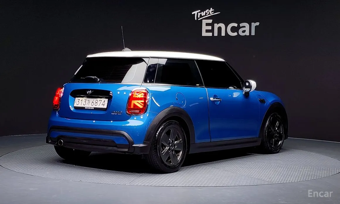 Фото 2 - Mini Cooper