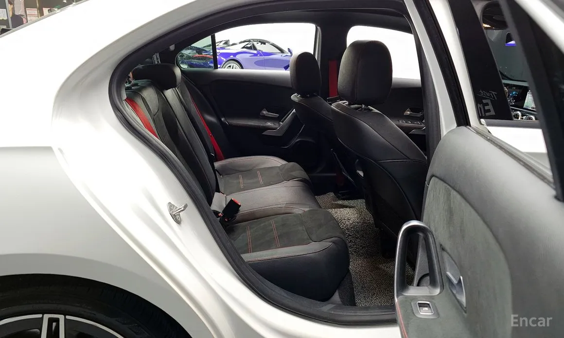 Фото 12 - Mercedes-Benz A-Class