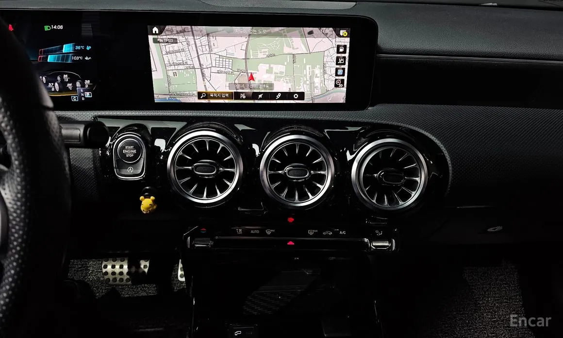 Фото 14 - Mercedes-Benz A-Class