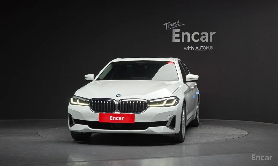 Фото 3 - BMW 5 Series