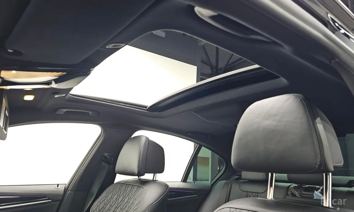 Фото 18 - BMW 5 Series