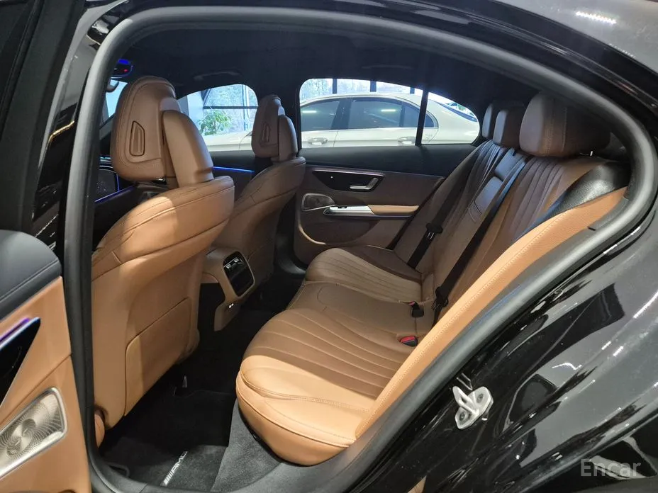 Фото 11 - Mercedes-Benz E-Class