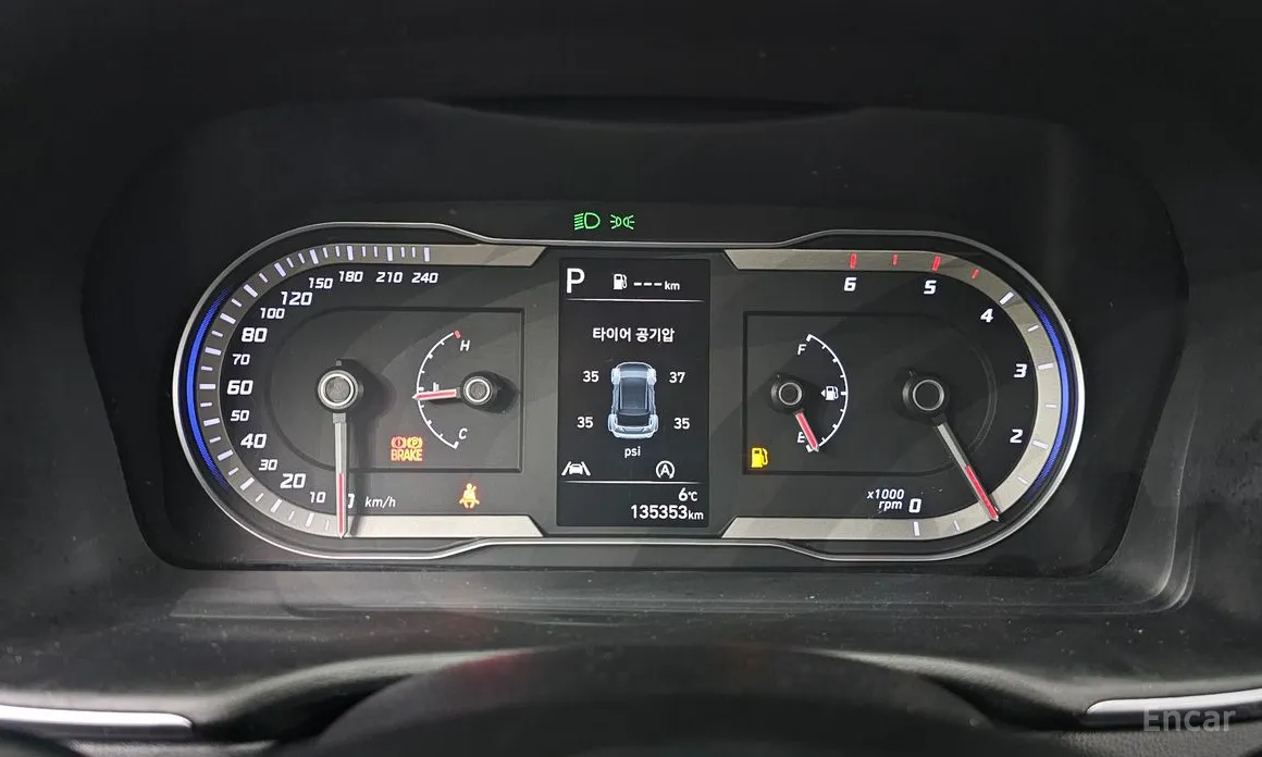 Фото 8 - Hyundai Tucson