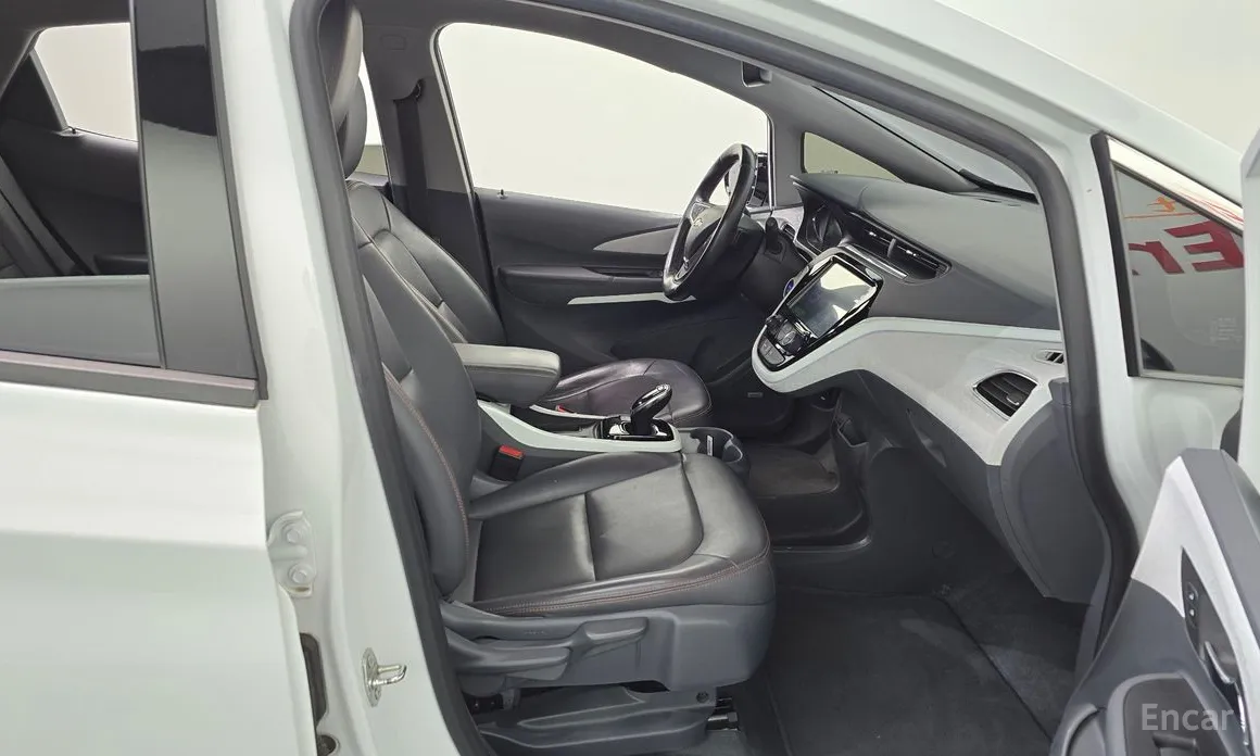 Фото 11 - Chevrolet Bolt EV