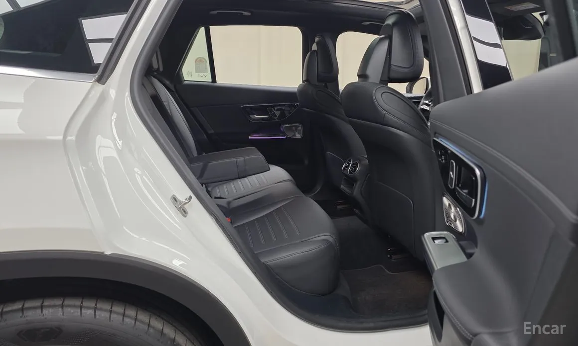 Фото 12 - Mercedes-Benz GLC-Class