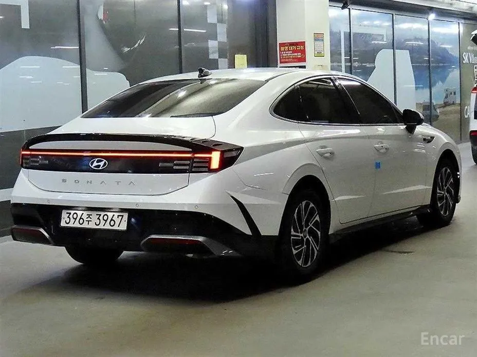 Фото 4 - Hyundai Sonata