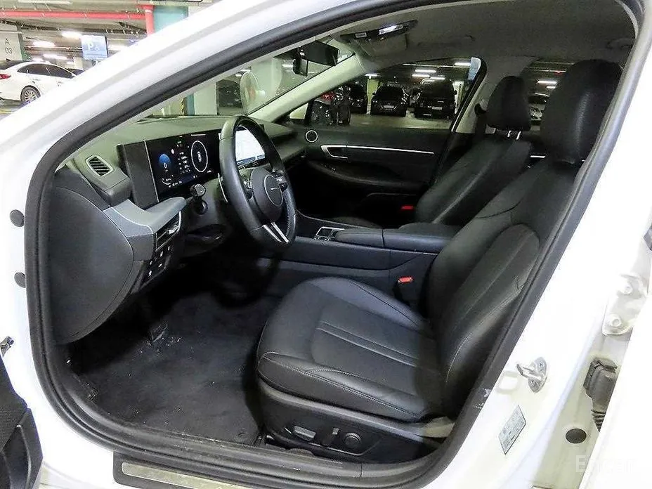 Фото 6 - Hyundai Sonata