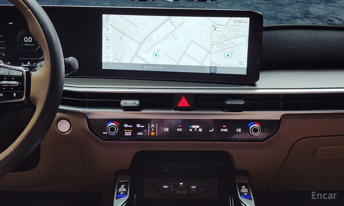 Фото 14 - Kia Sorento