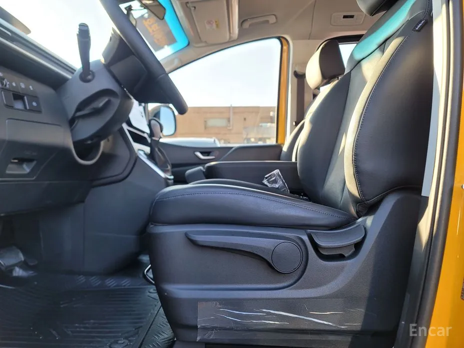 Фото 10 - Hyundai Staria