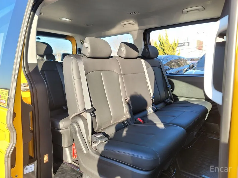 Фото 12 - Hyundai Staria