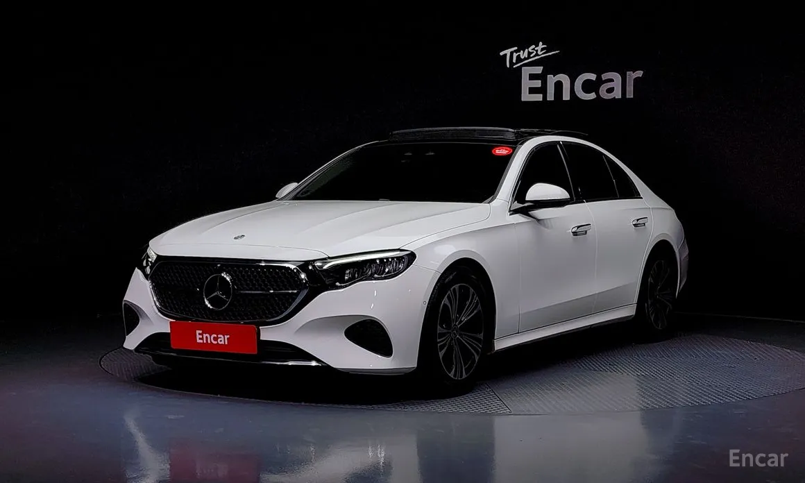 Фото 1 - Mercedes-Benz E-Class