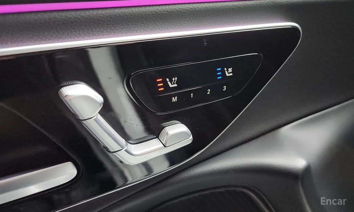 Фото 19 - Mercedes-Benz E-Class