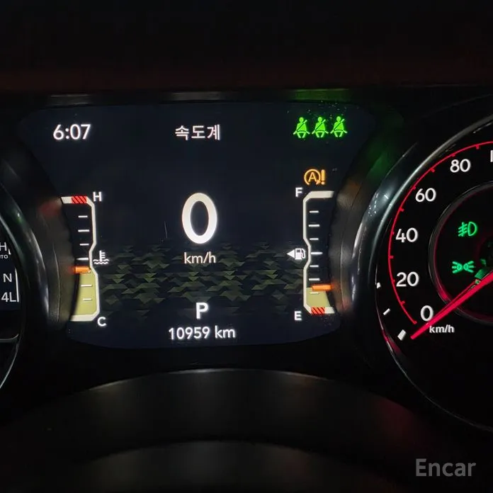 Фото 8 - Jeep Gladiator