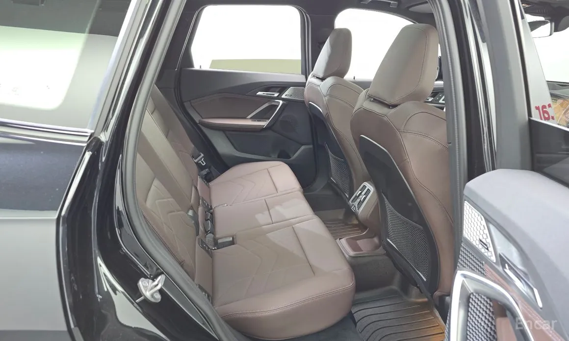 Фото 12 - BMW X1