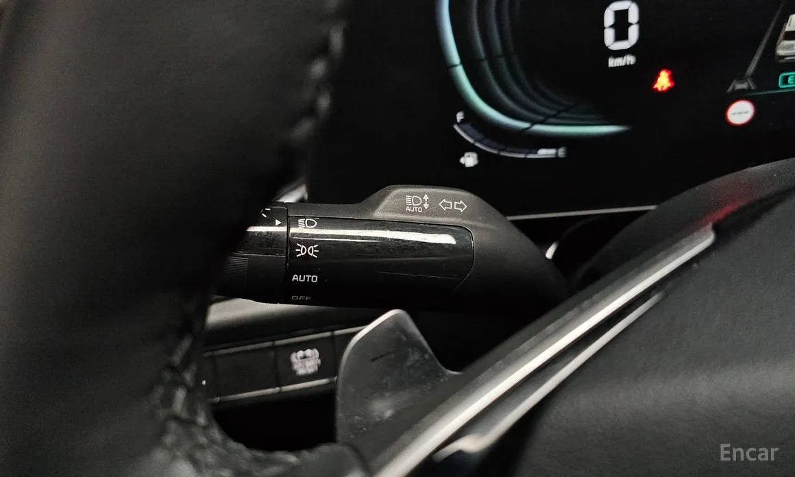 Фото 19 - Kia Niro