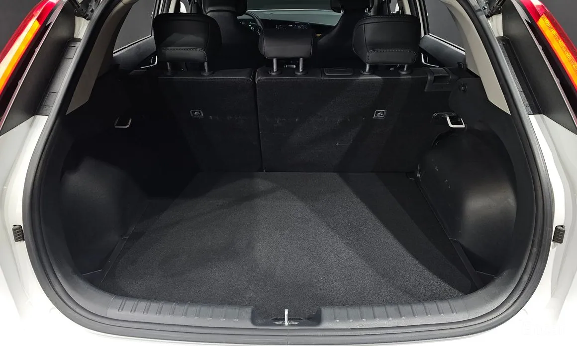 Фото 20 - Kia Niro