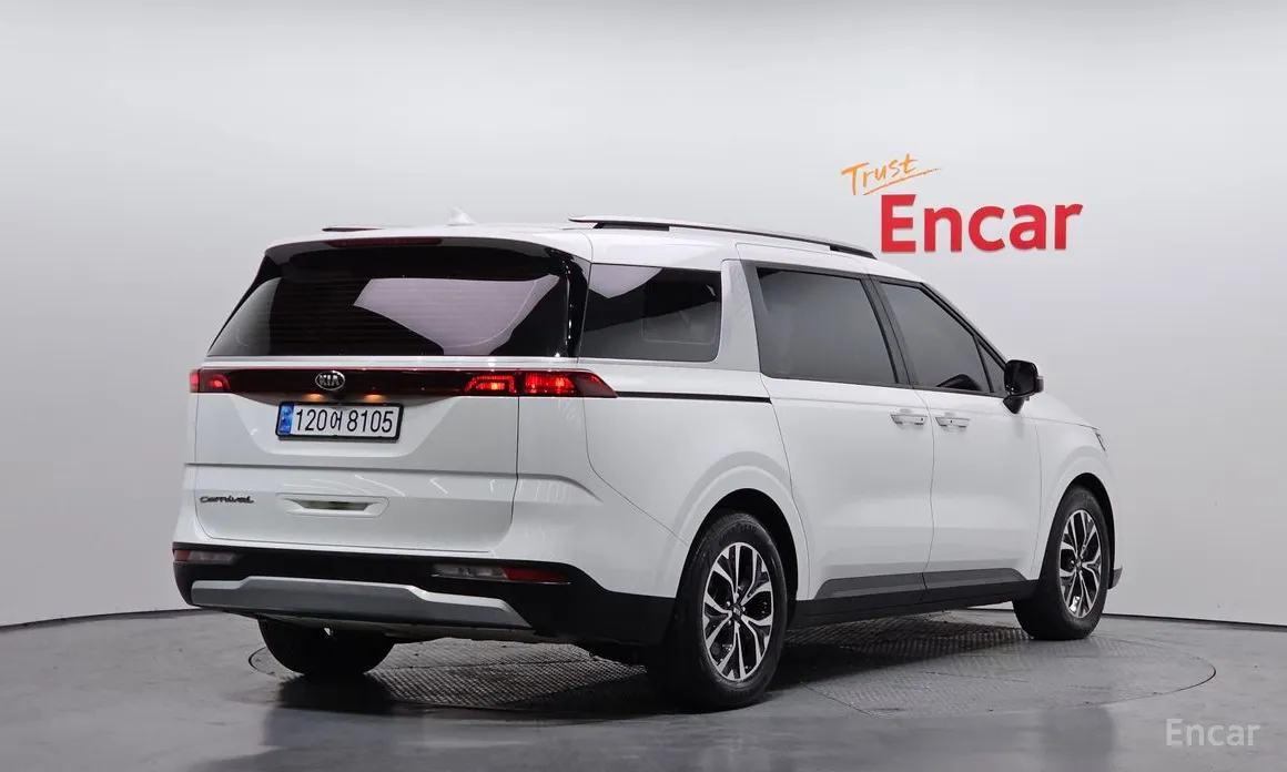 Zdjęcie 2 - Kia Carnival