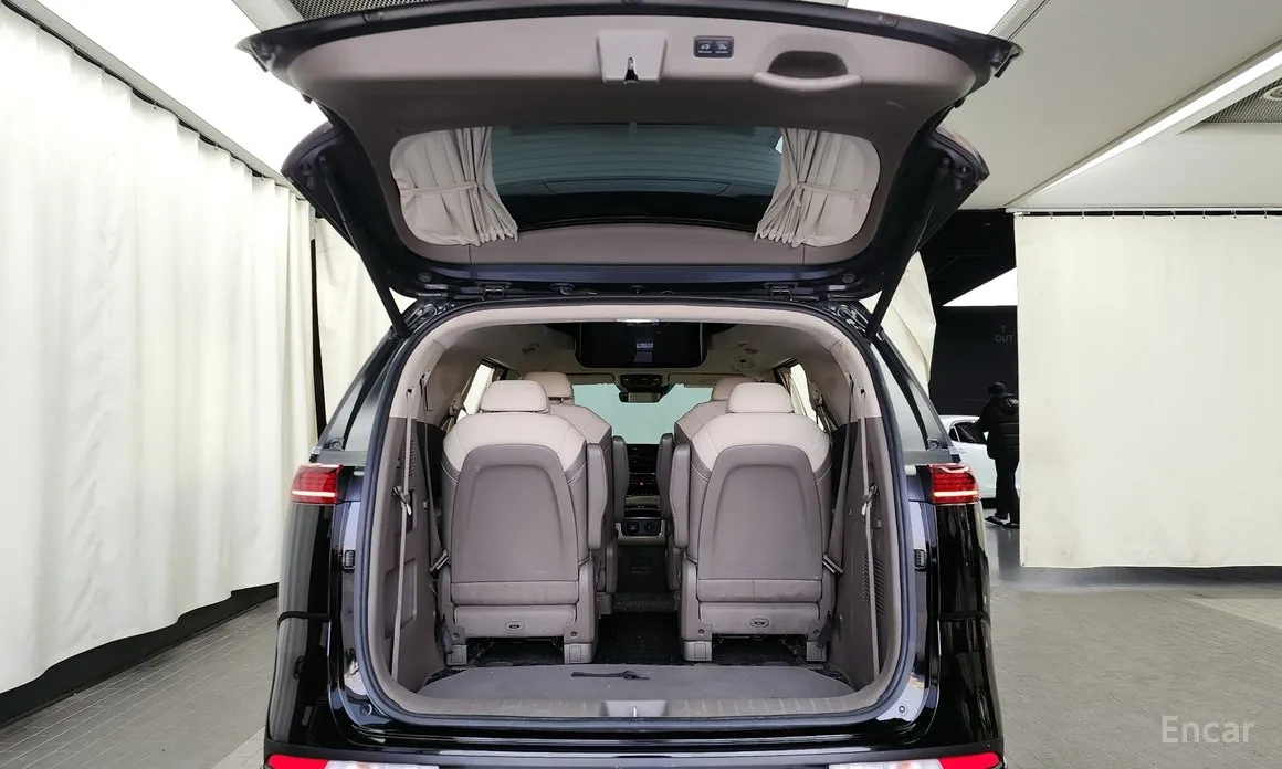 Фото 20 - Kia Carnival