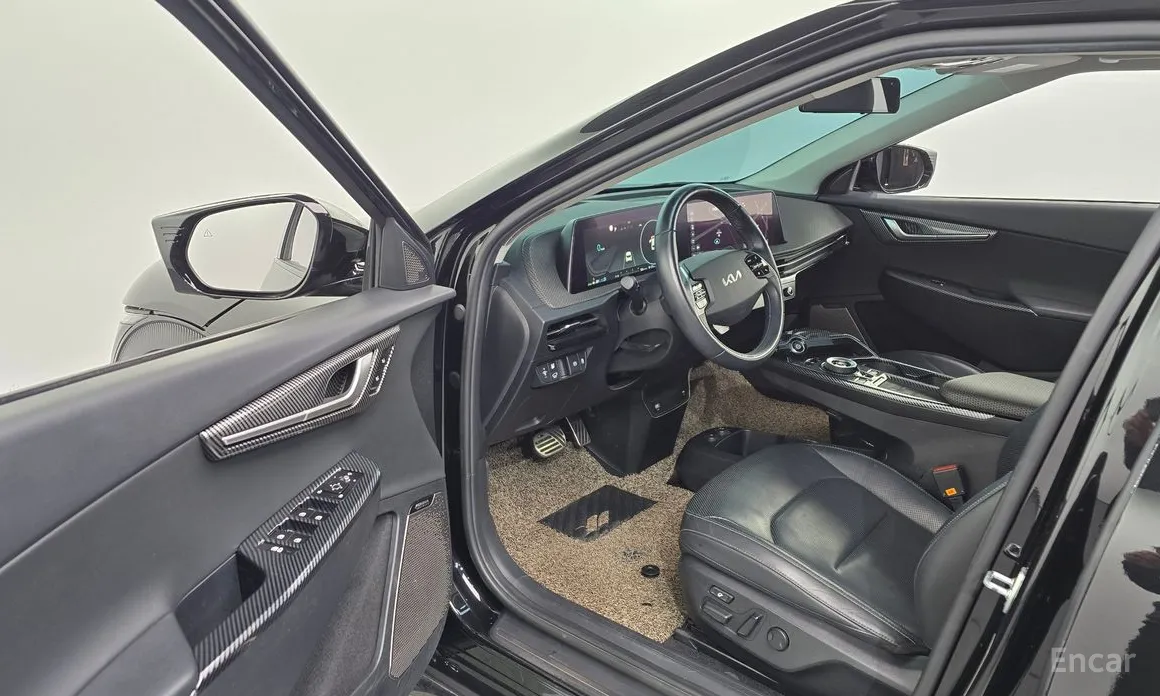 Фото 10 - Kia EV6