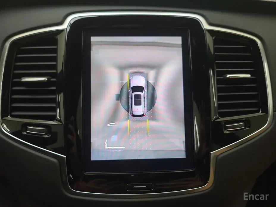 Фото 15 - Volvo XC90