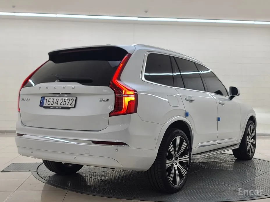 Фото 2 - Volvo XC90