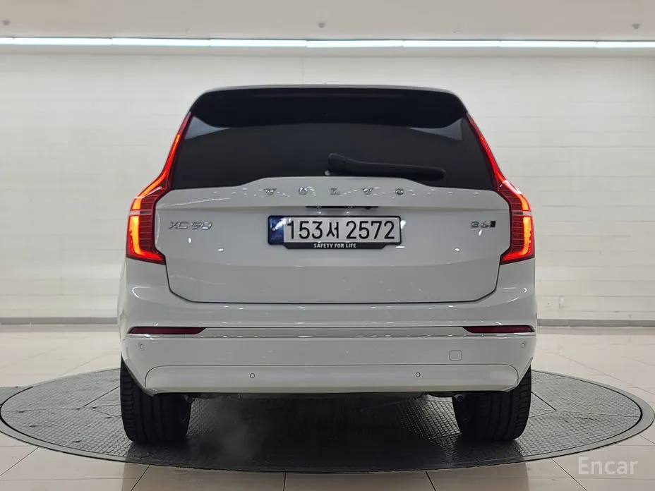 Фото 4 - Volvo XC90