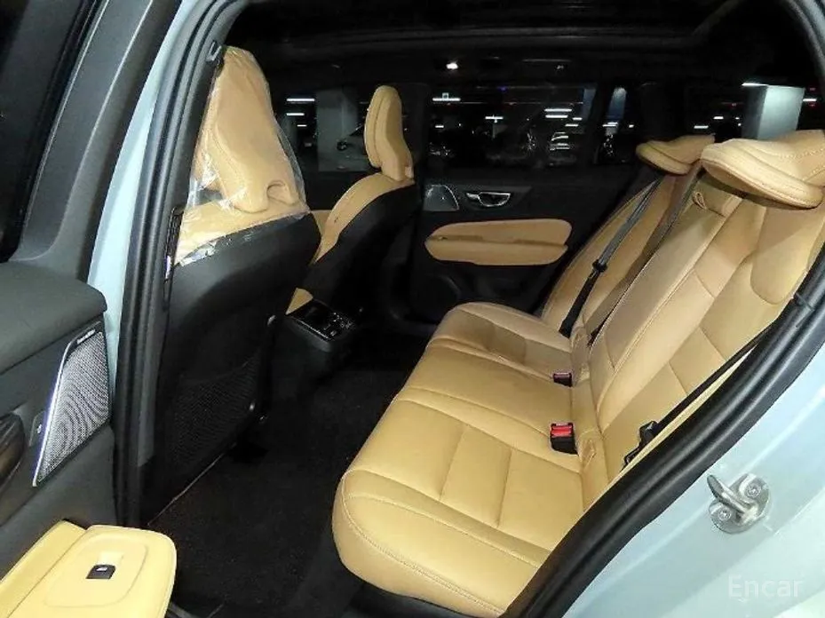 Фото 7 - Volvo V60