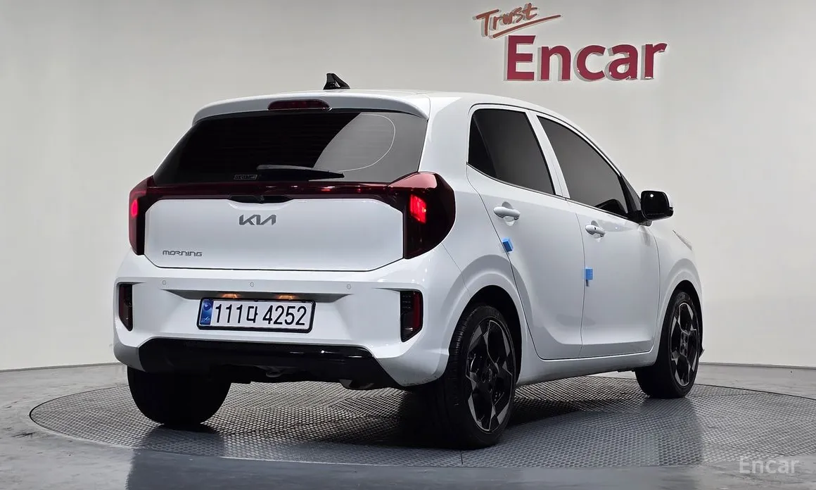 Фото 2 - Kia Morning