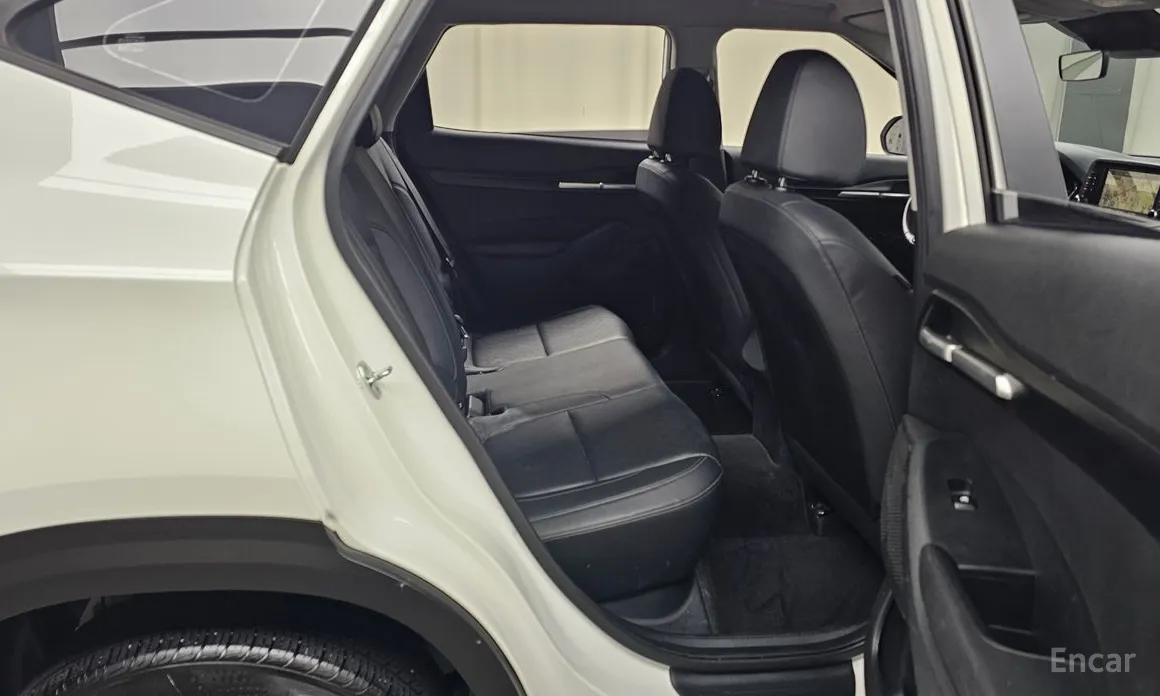 Фото 12 - Kia Seltos