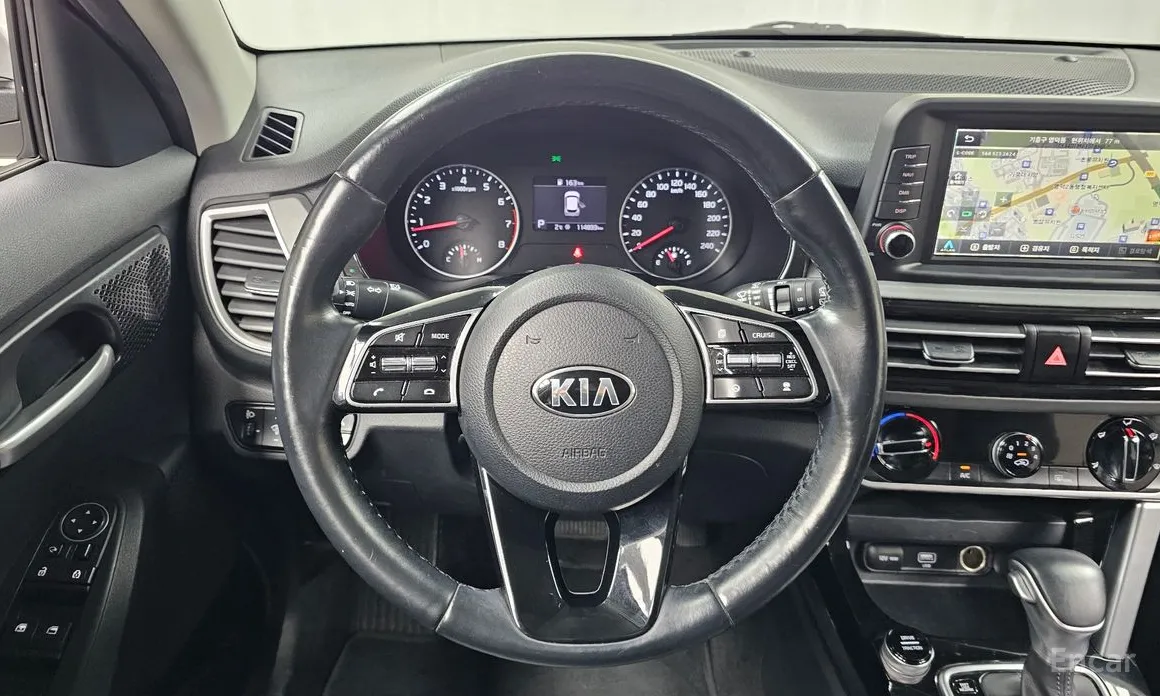 Фото 13 - Kia Seltos