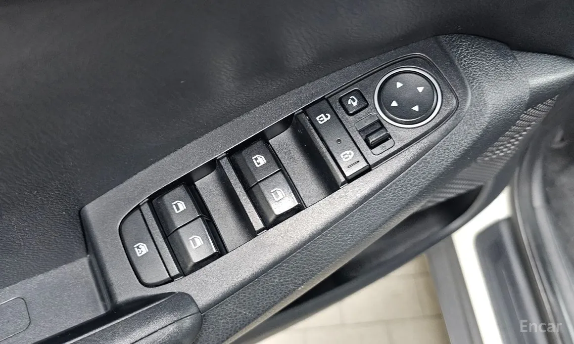 Фото 14 - Kia Seltos