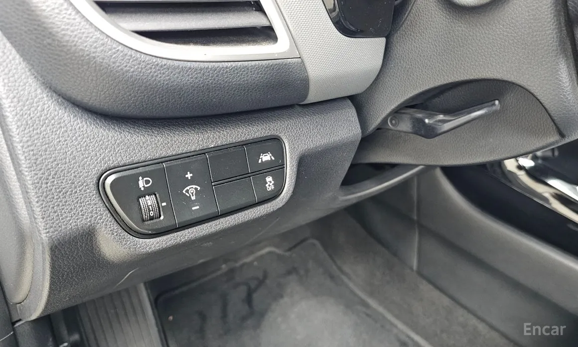 Фото 15 - Kia Seltos