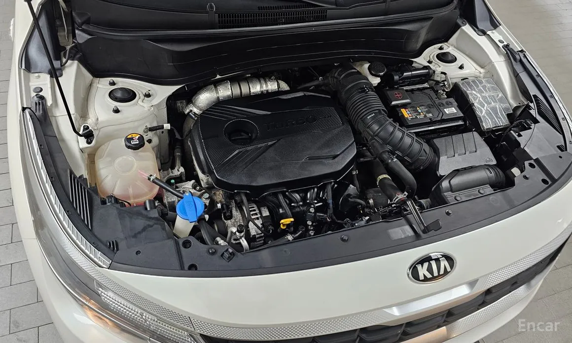 Фото 6 - Kia Seltos