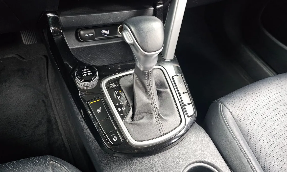 Фото 9 - Kia Seltos