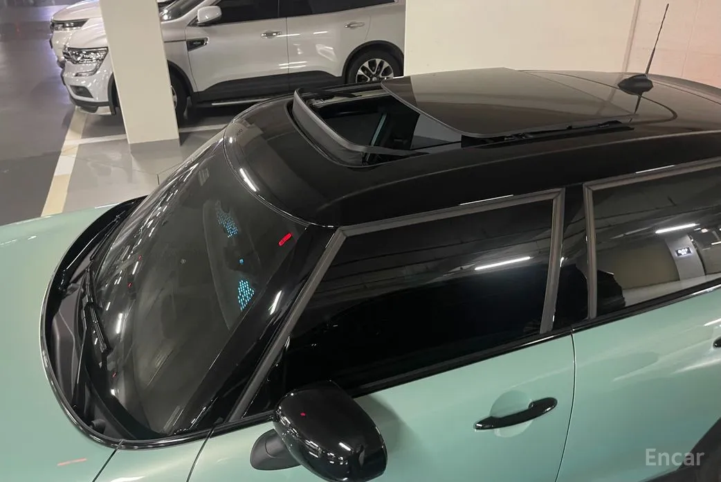 Фото 12 - Mini Cooper