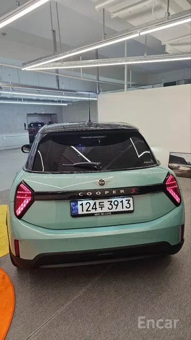 Фото 3 - Mini Cooper